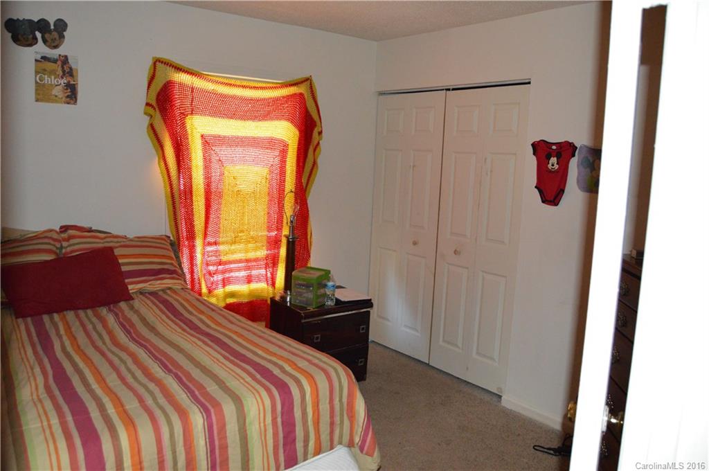 7507 Bramblewood Drive Charlotte NC 28217