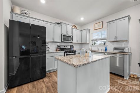 7549 Stonehouse Drive Gastonia NC 28056