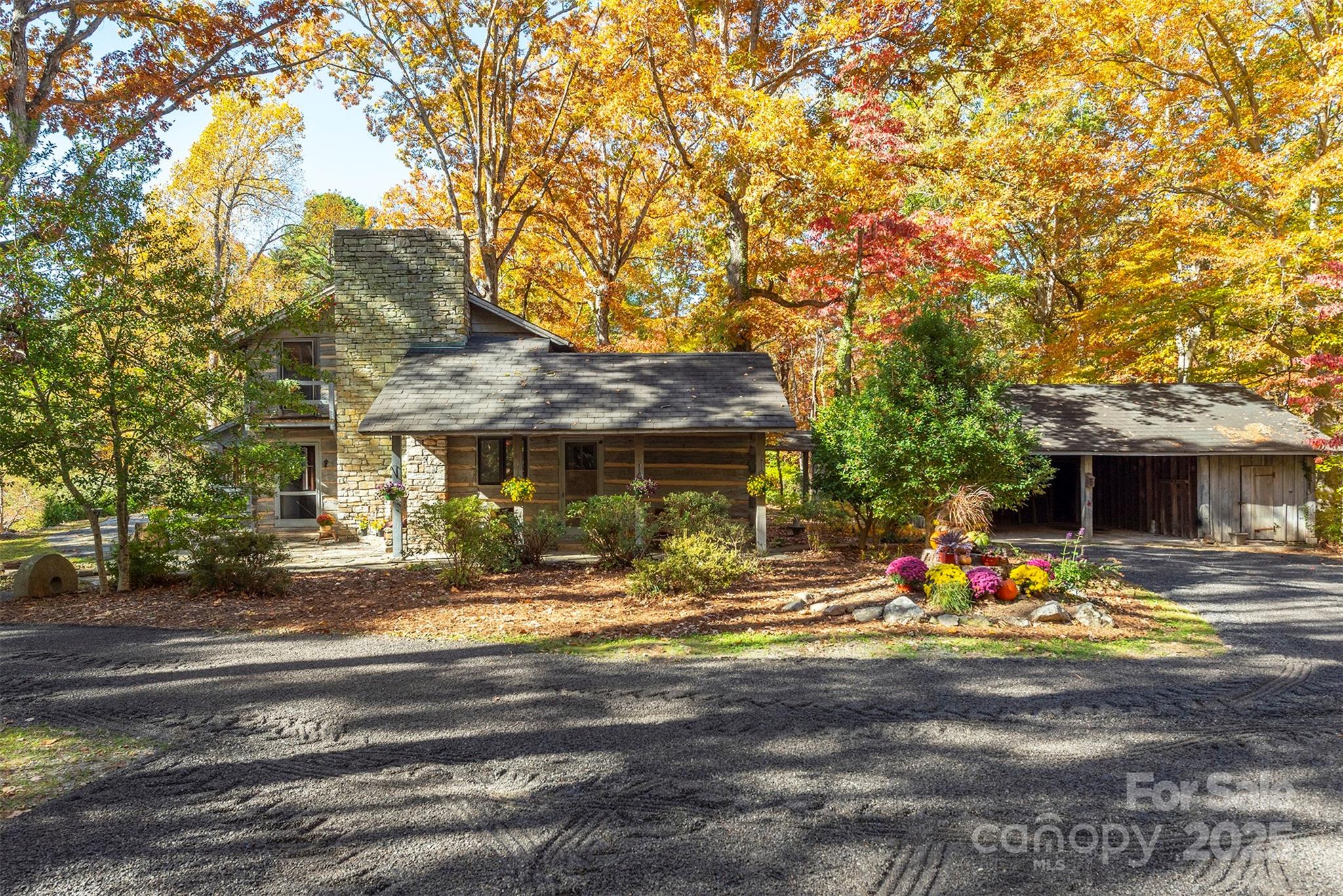102 Weaver Mill Road Columbus NC 28722