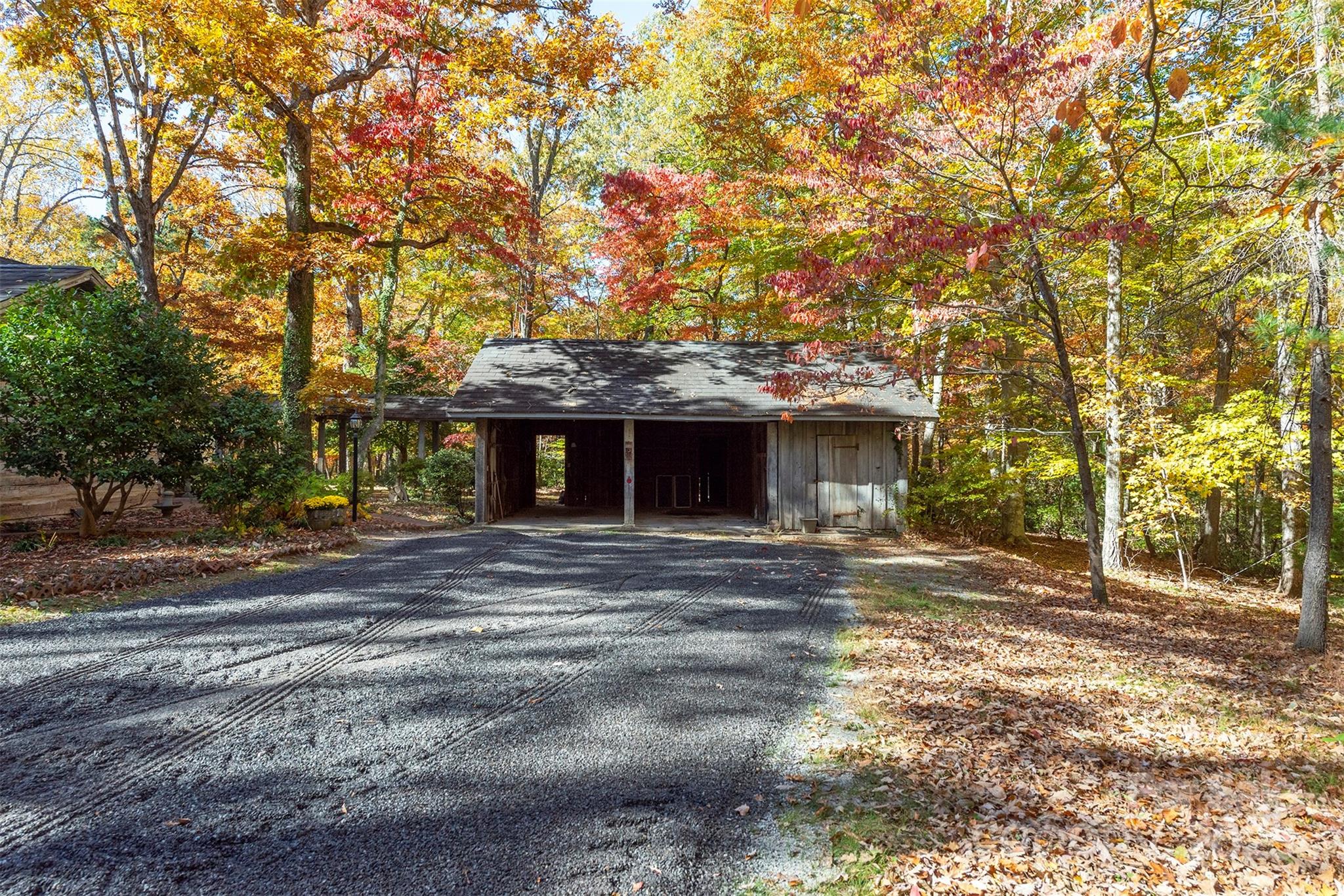 102 Weaver Mill Road Columbus NC 28722