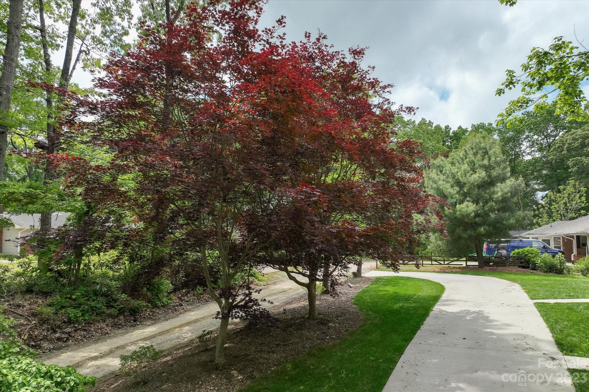 1914 Oxford Drive Hendersonville NC 28792