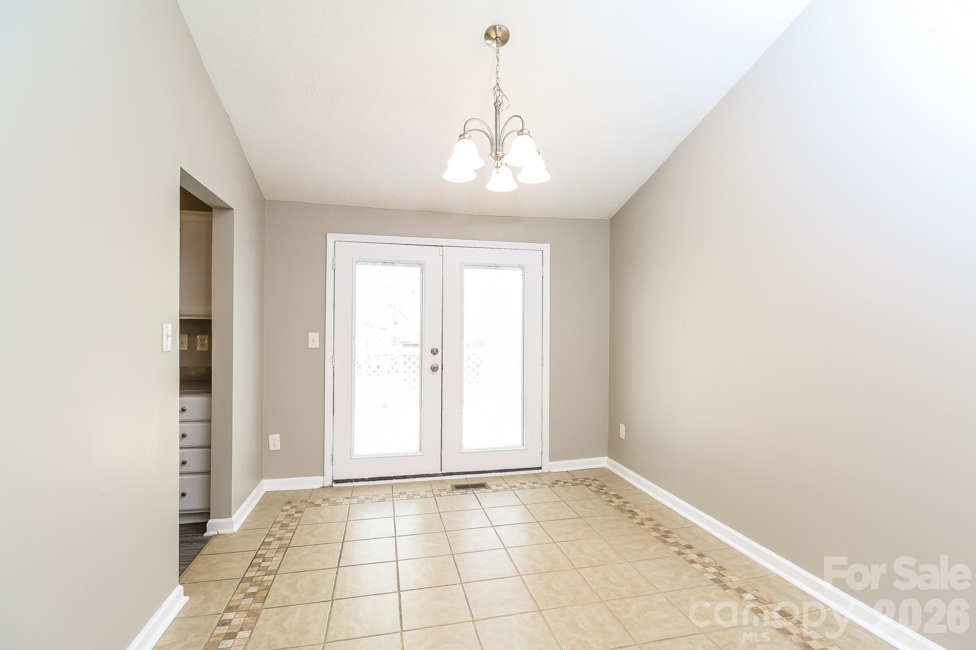 9111 Touchstone Lane Charlotte NC 28227