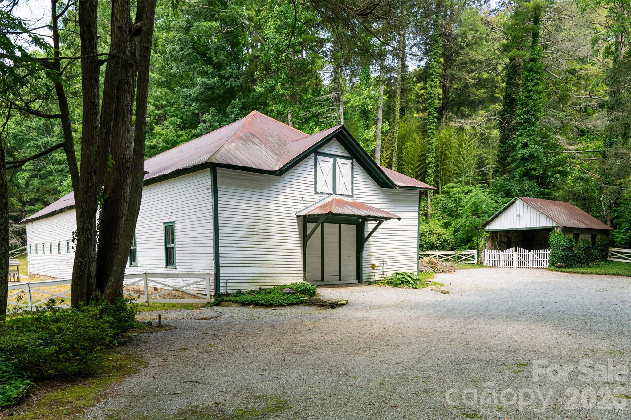 2531 Little River Road Hendersonville NC 28739