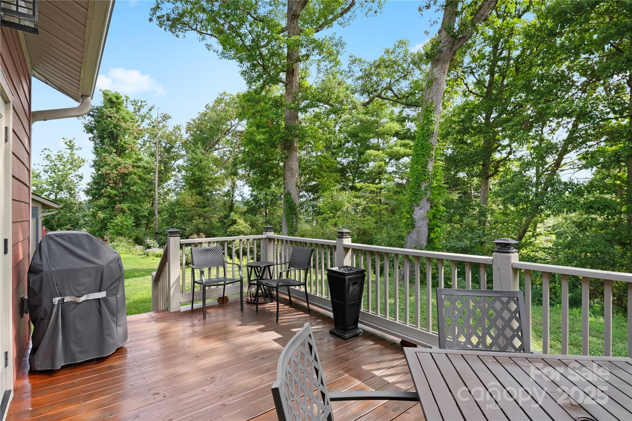 53 Loftin Street Weaverville NC 28787