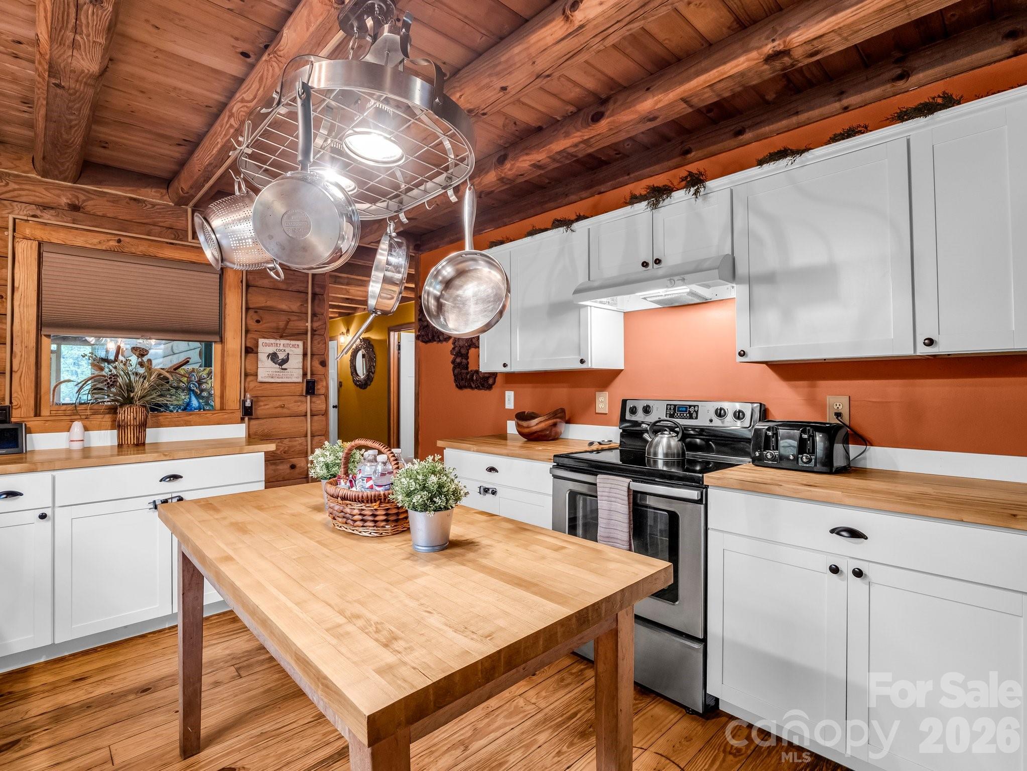 1040 Soquili Drive Brevard NC 28712