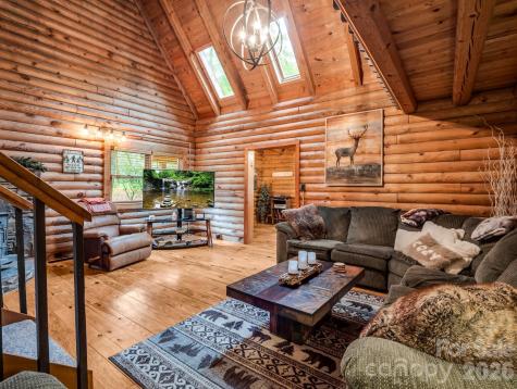 1040 Soquili Drive Brevard NC 28712