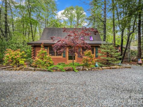 1040 Soquili Drive Brevard NC 28712