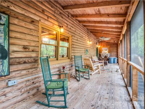 1040 Soquili Drive Brevard NC 28712