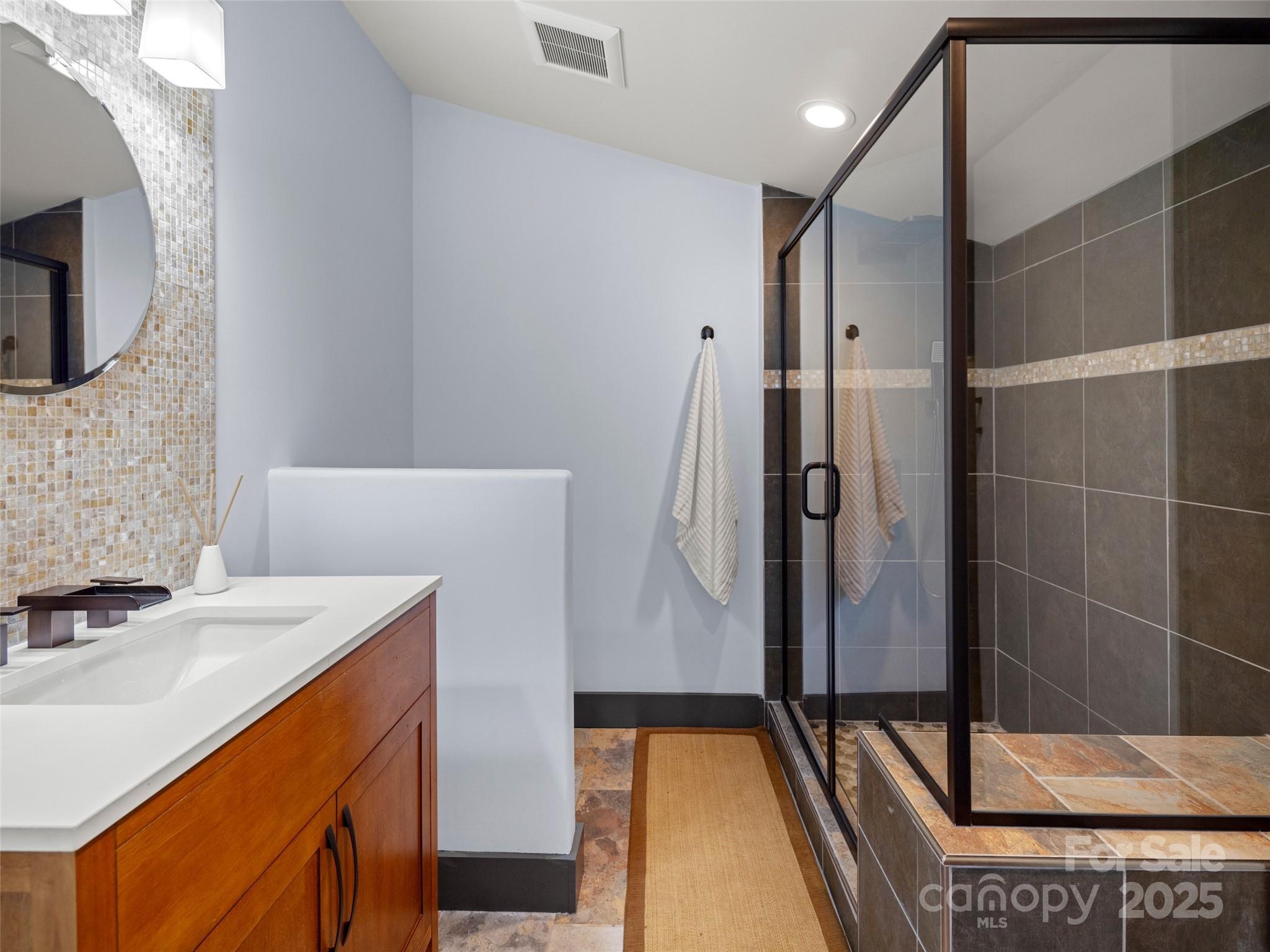 46 Park Avenue N Asheville NC 28801