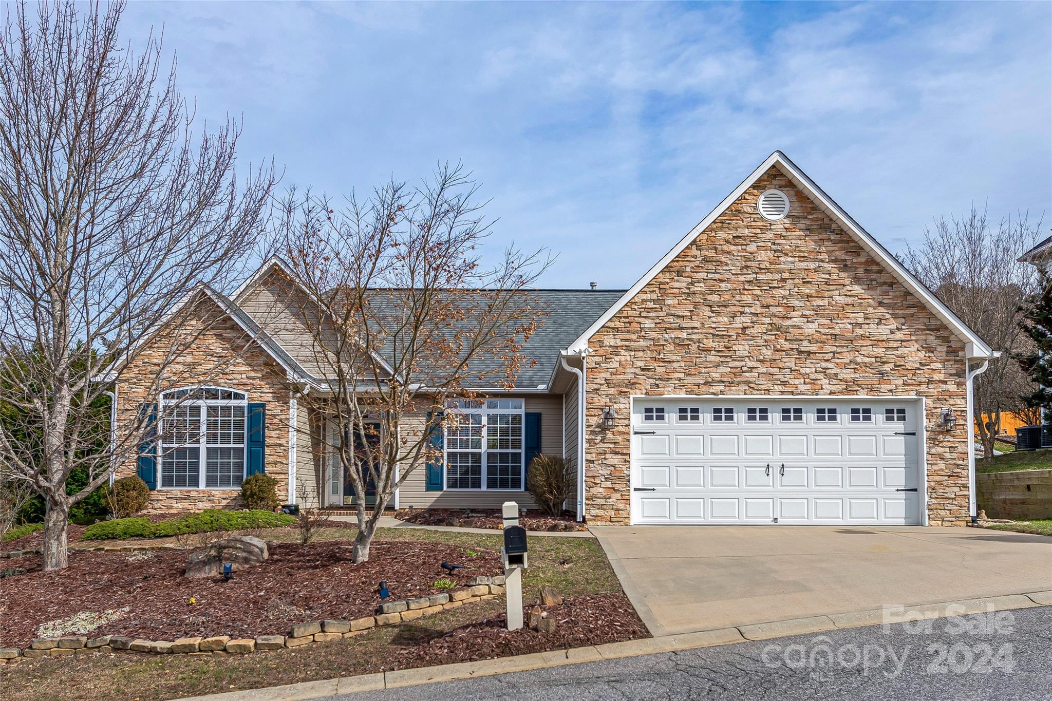 16 Stone River Drive Asheville NC 28804