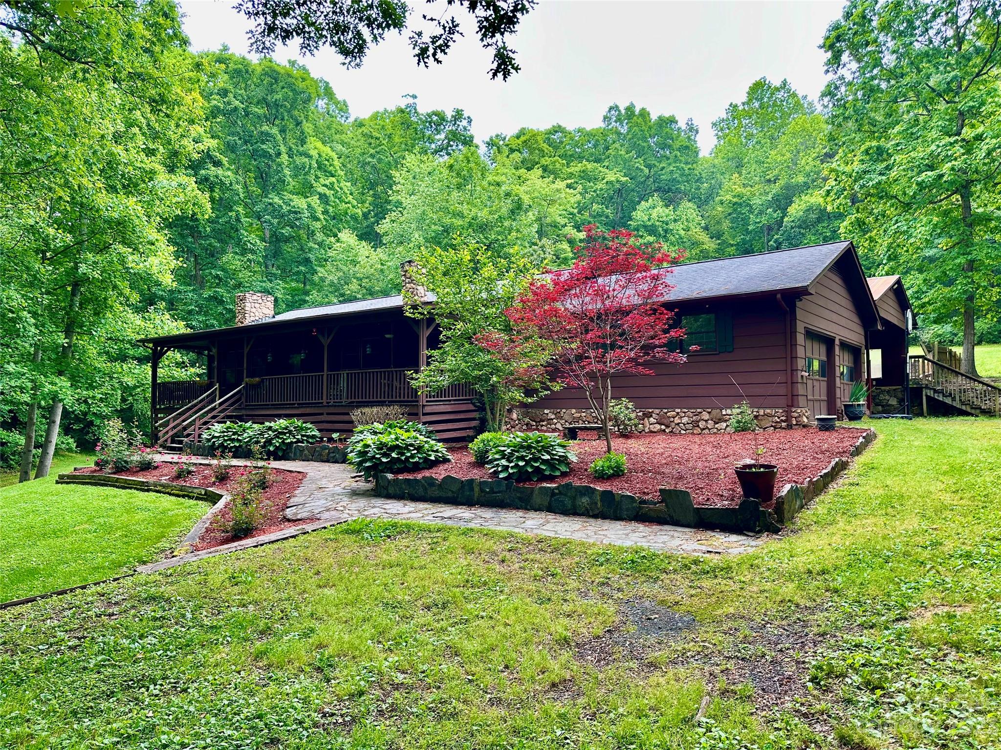 2998 England Way Morganton NC 28655