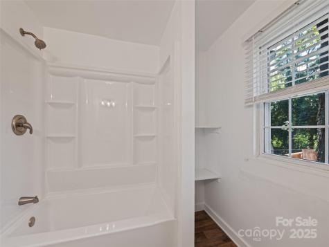 468 Deaverview Road Asheville NC 28806