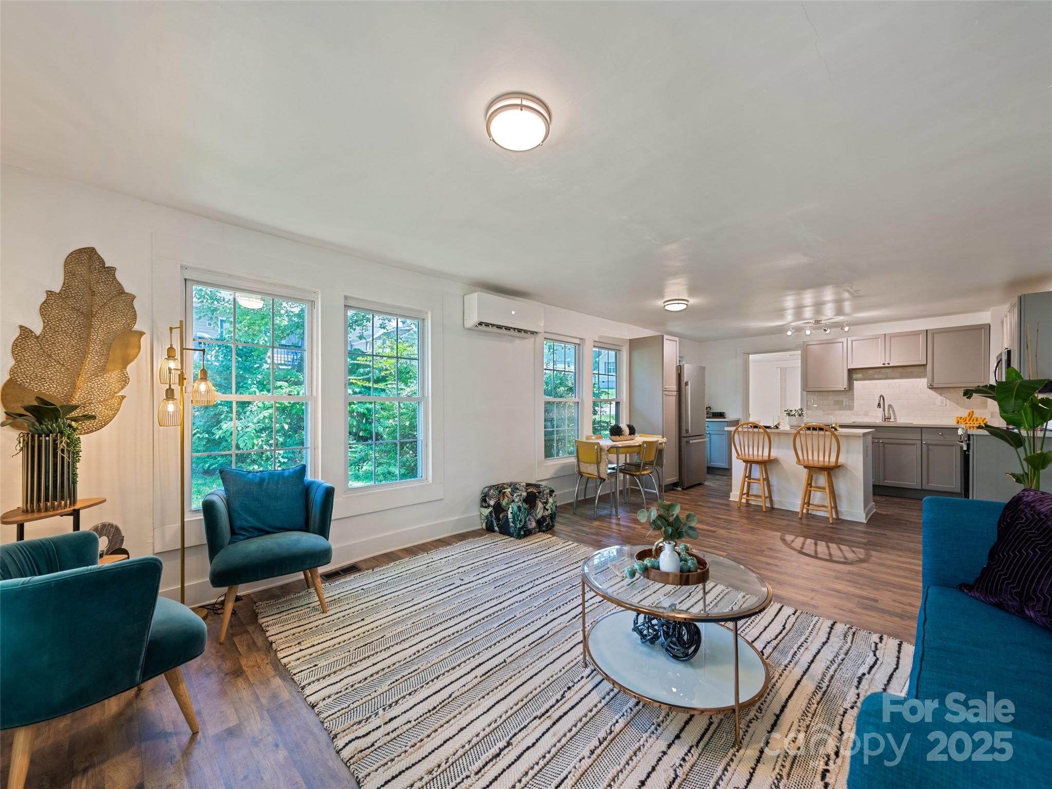 468 Deaverview Road Asheville NC 28806