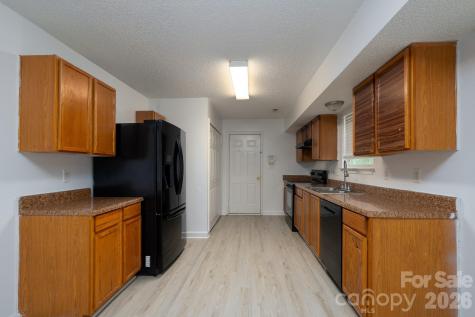 511 Lightspun Lane Charlotte NC 28216