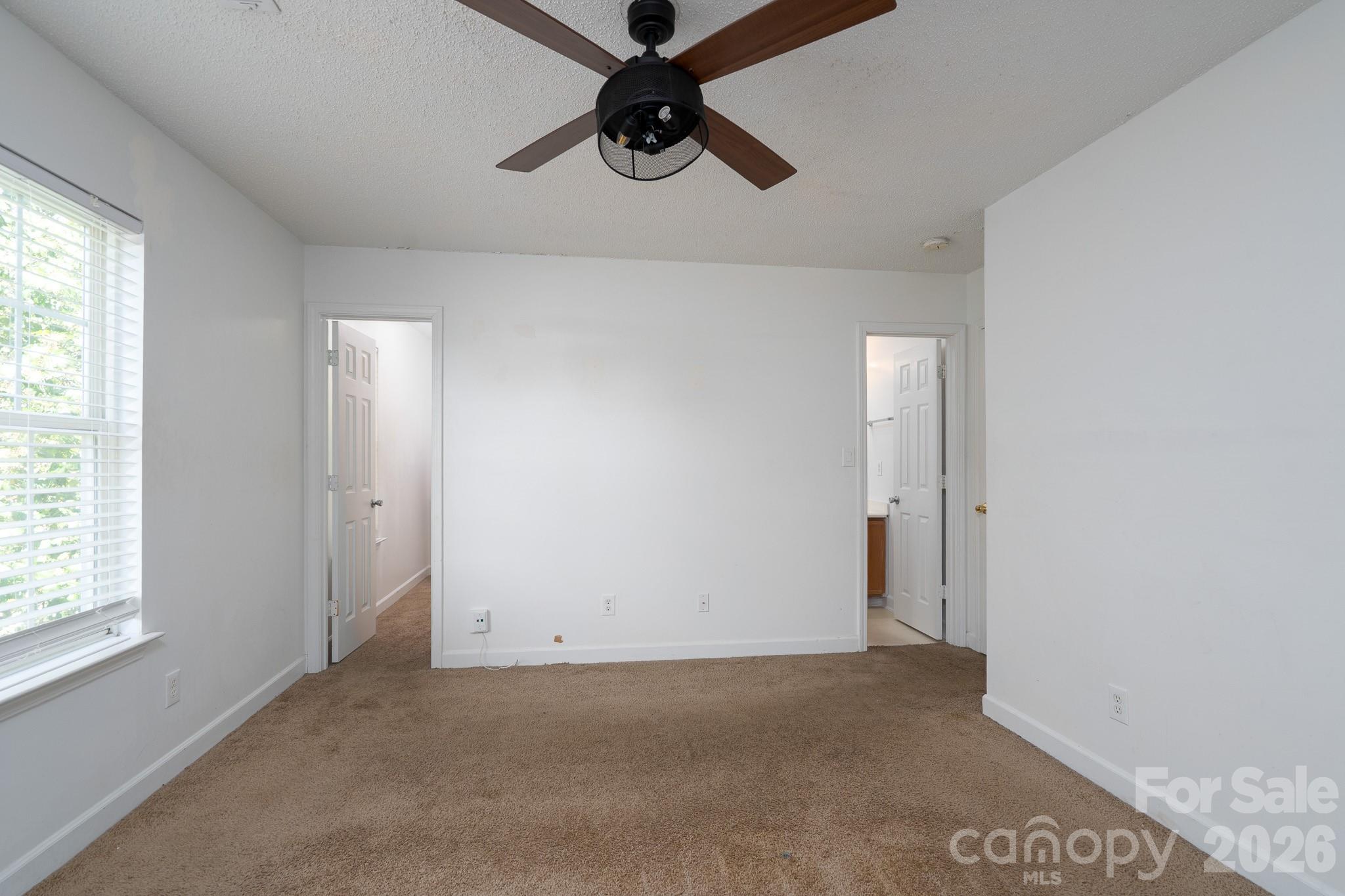 511 Lightspun Lane Charlotte NC 28216