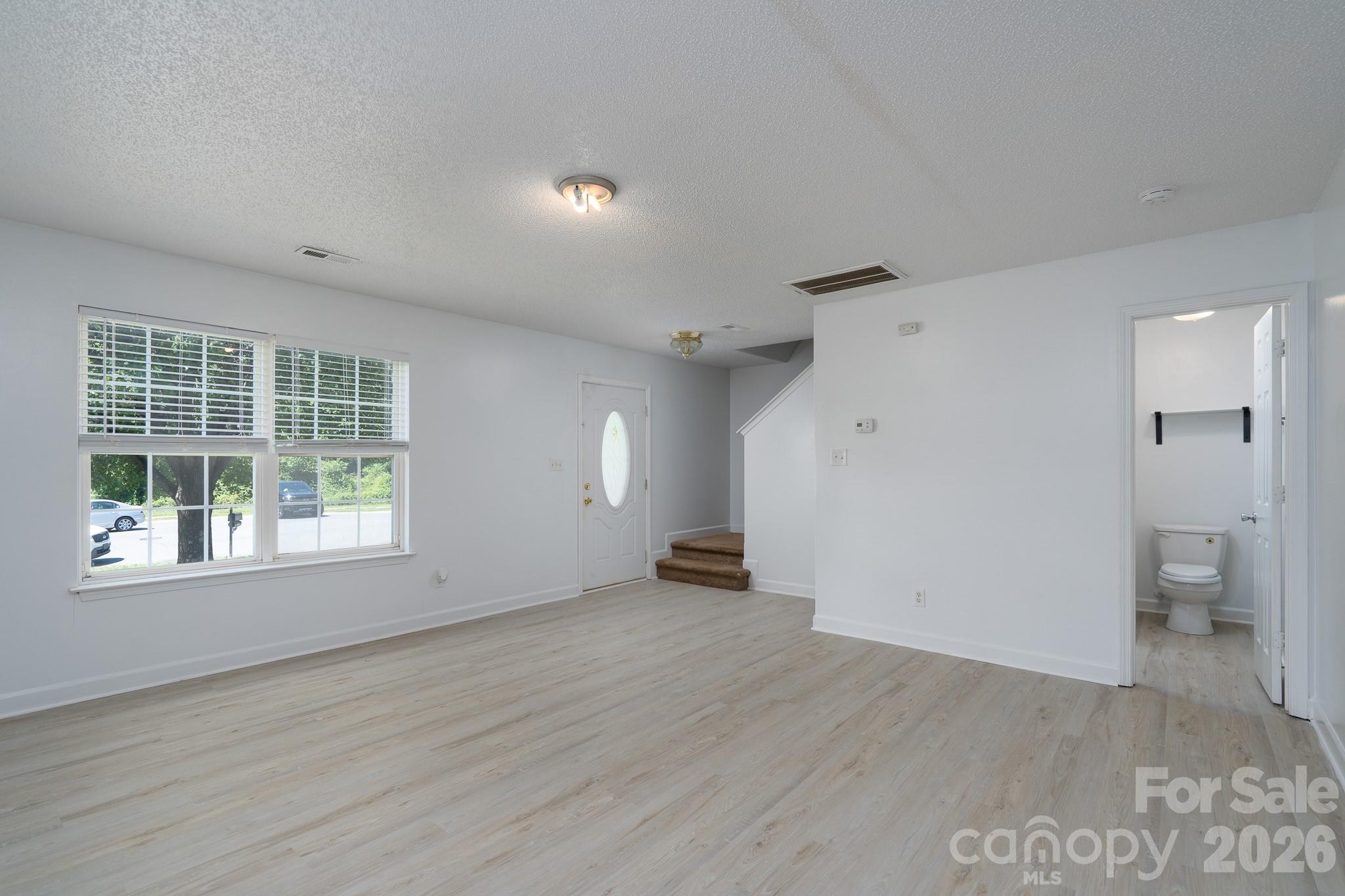 511 Lightspun Lane Charlotte NC 28216