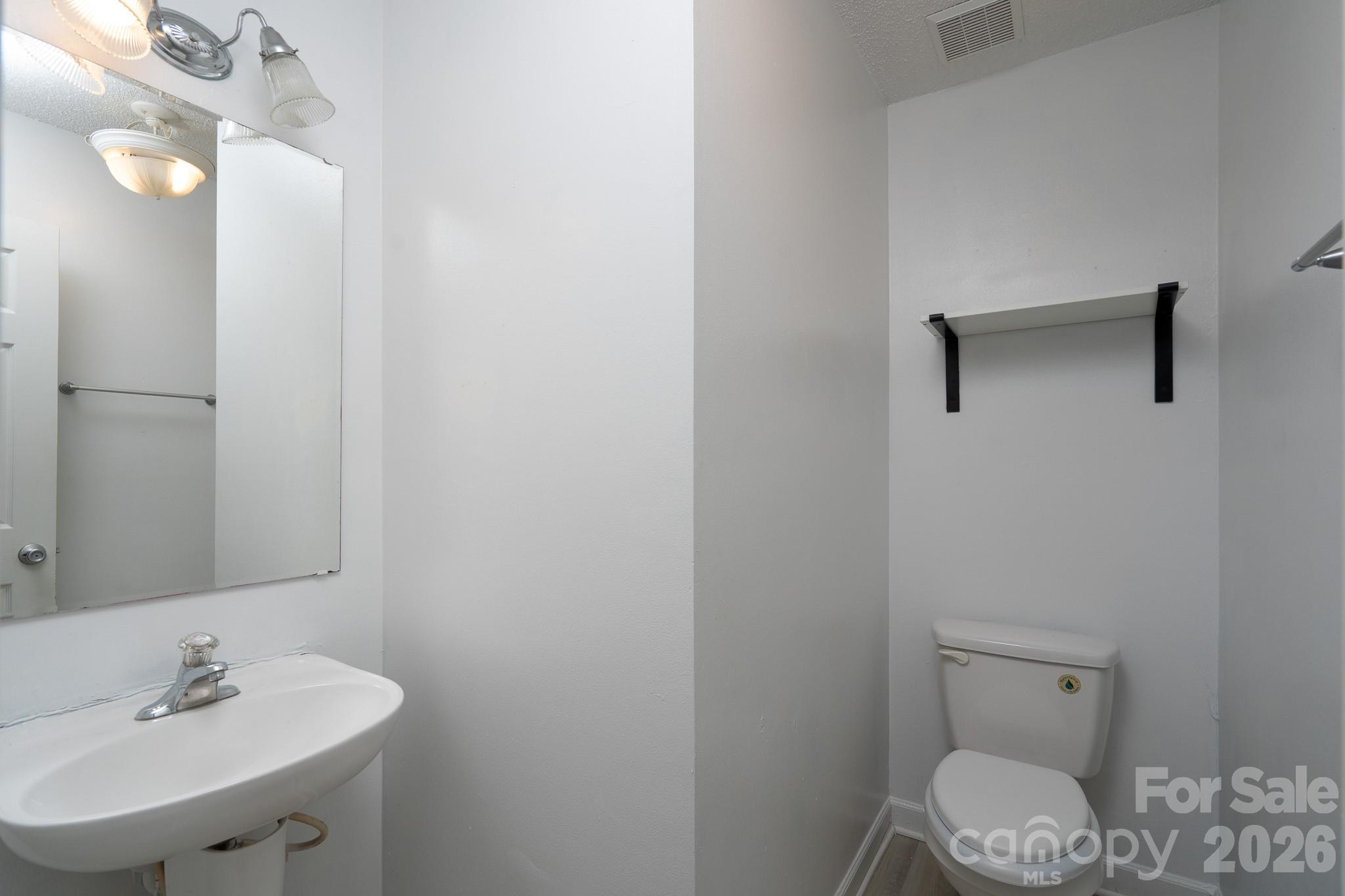 511 Lightspun Lane Charlotte NC 28216
