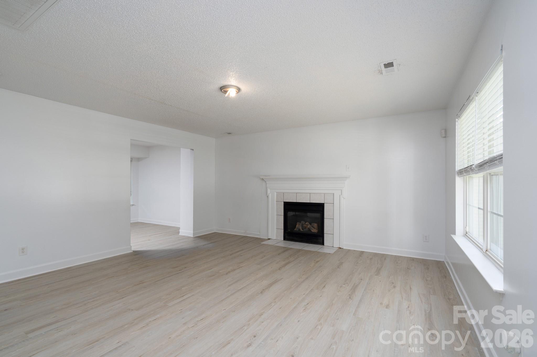 511 Lightspun Lane Charlotte NC 28216