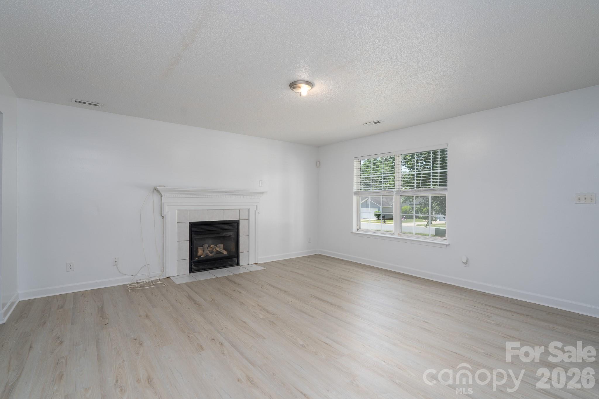 511 Lightspun Lane Charlotte NC 28216
