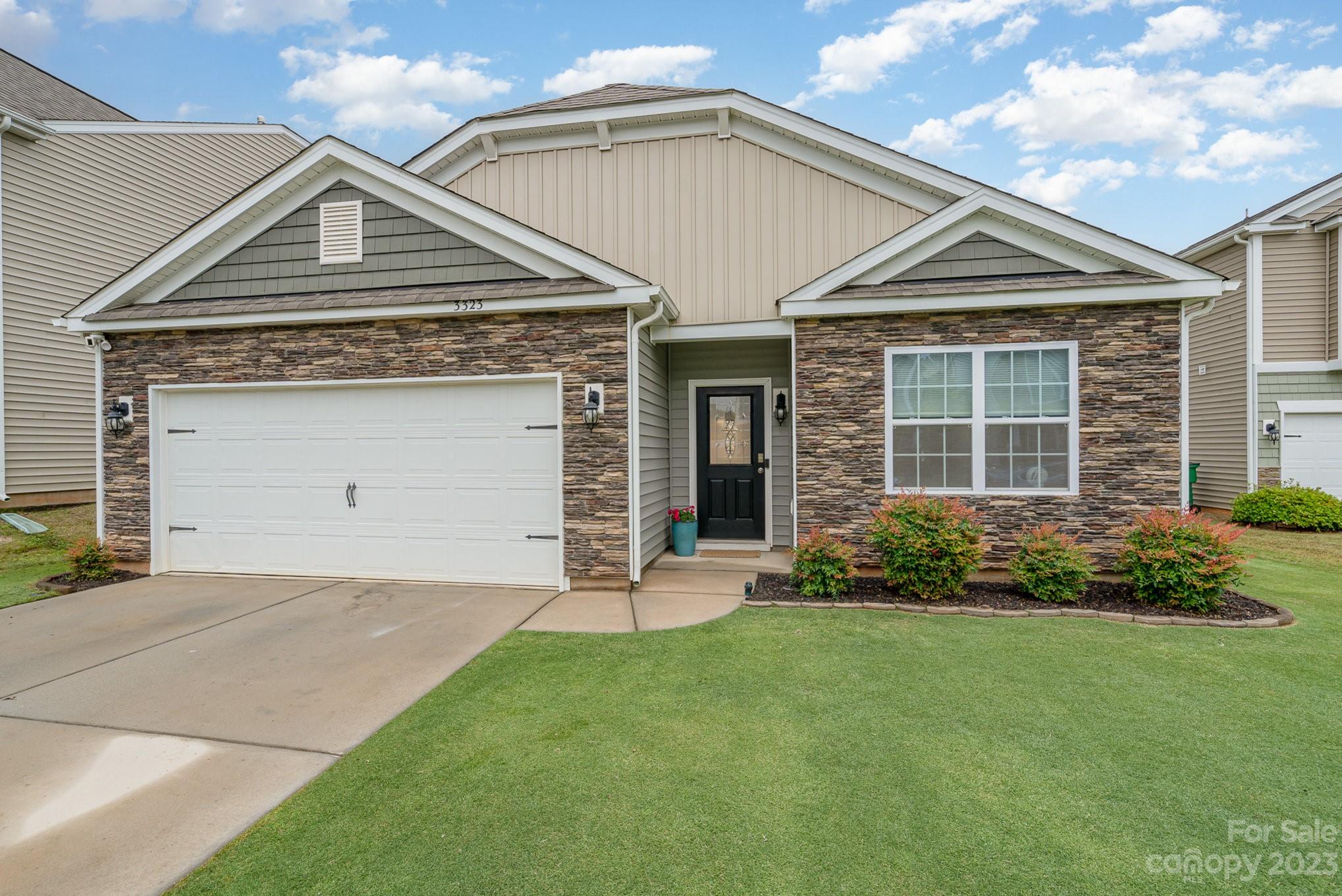 3323 Chase Forest Court Matthews NC 28105