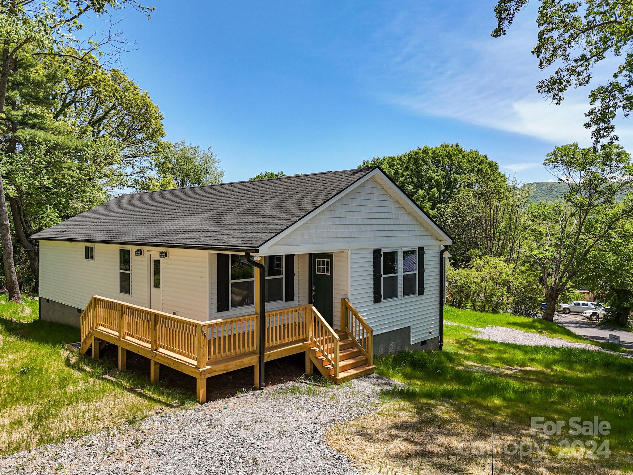 168 Lower Edgewood Road Candler NC 28715