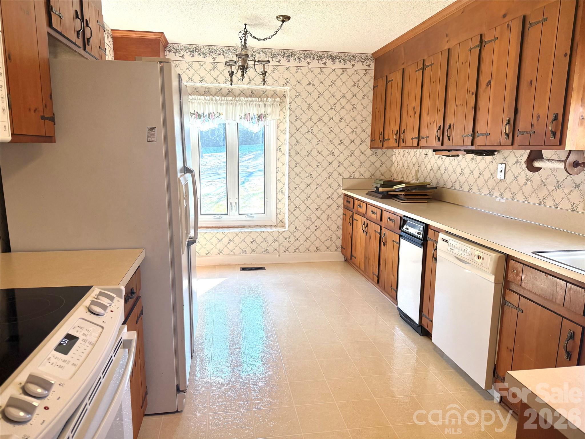 1015 36th Avenue Court NE Hickory NC 28601