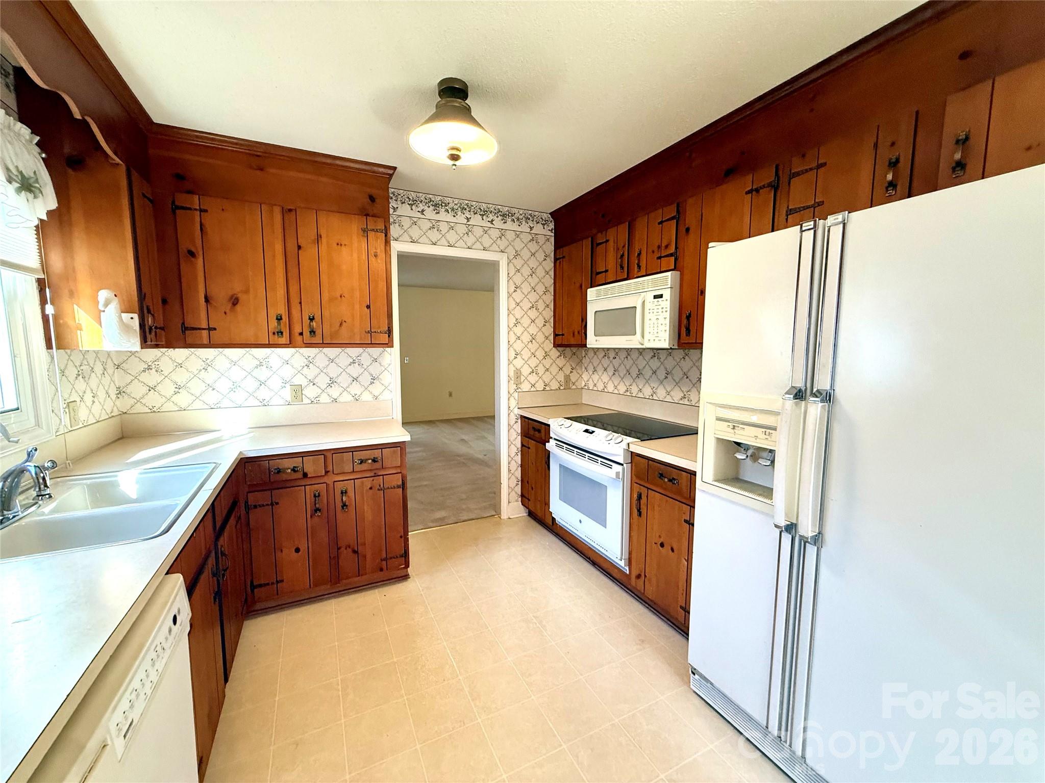 1015 36th Avenue Court NE Hickory NC 28601