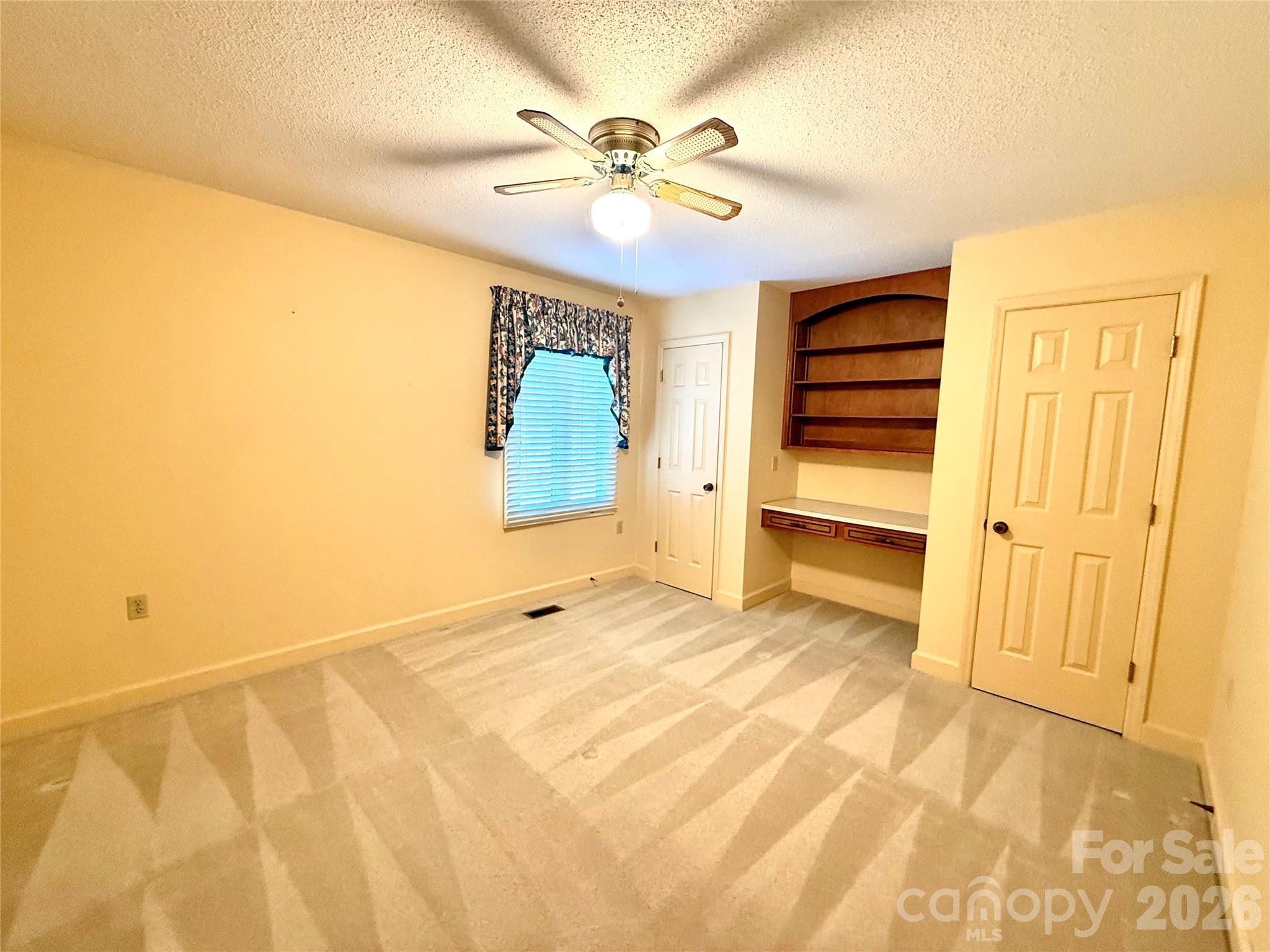 1015 36th Avenue Court NE Hickory NC 28601