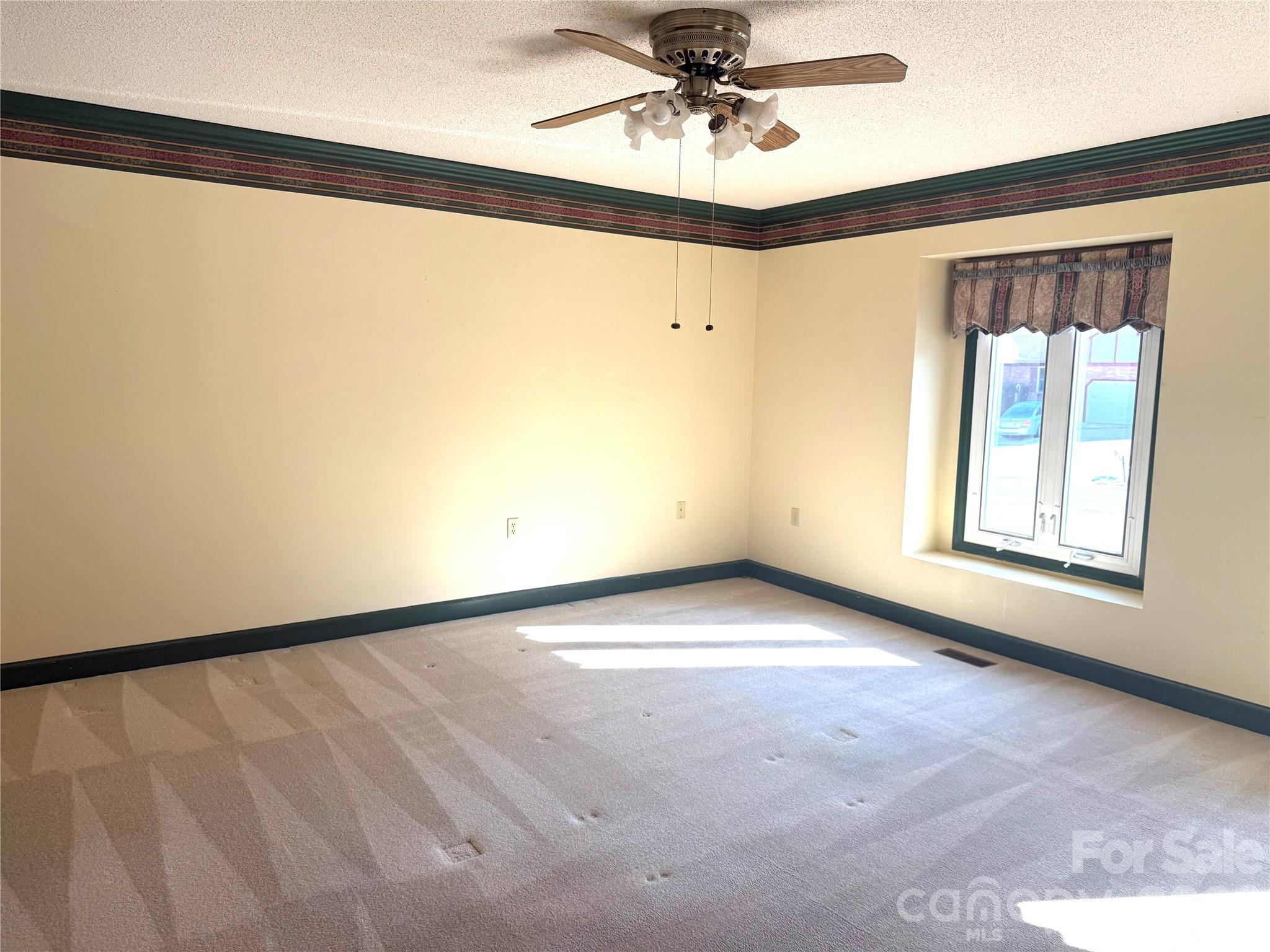 1015 36th Avenue Court NE Hickory NC 28601