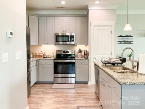 200 Button Willow Street Taylors SC 29687