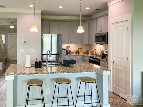 200 Button Willow Street Taylors SC 29687