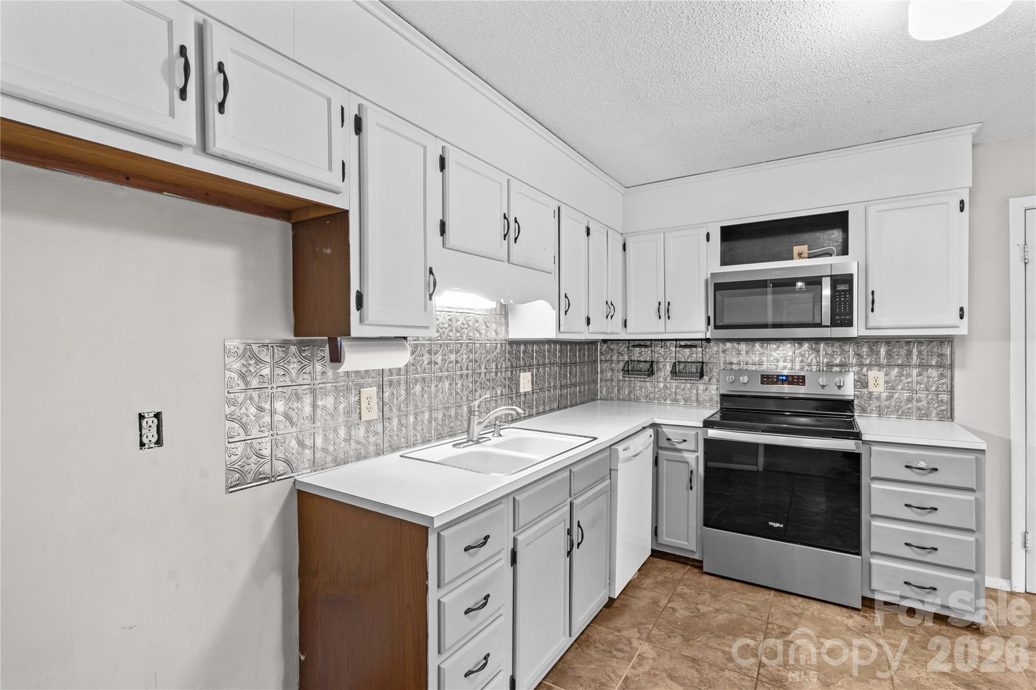 115 Pineview Court Statesville NC 28625