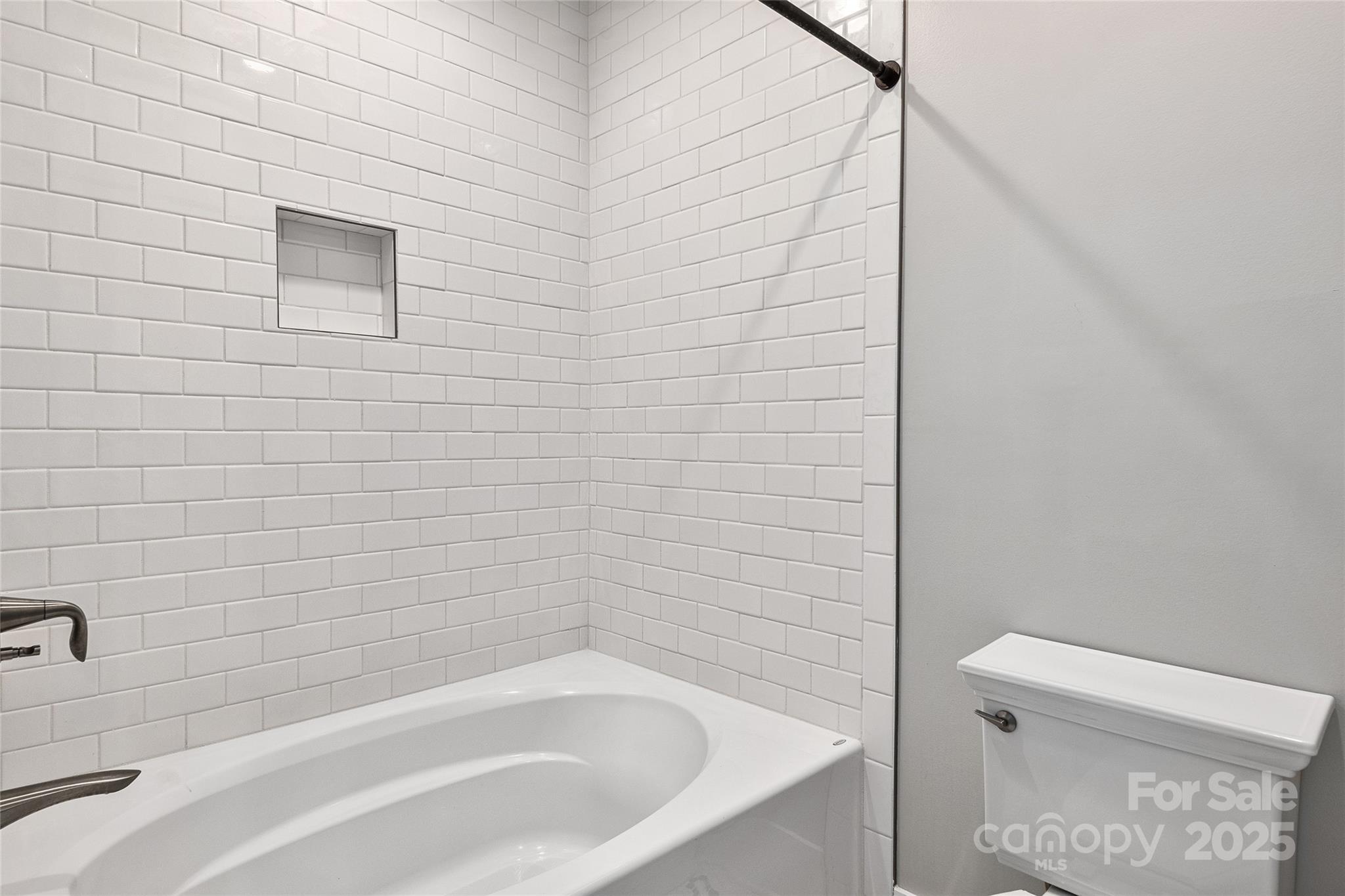 44 Hawberry Court Asheville NC 28805