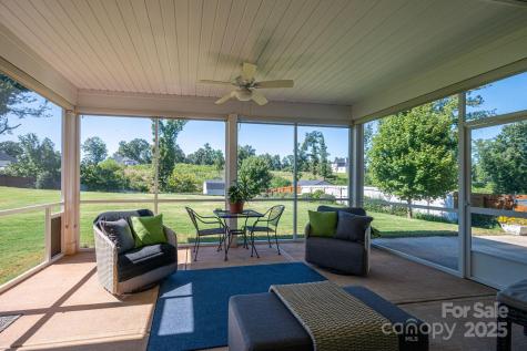 2613 Lakefront Drive Belmont NC 28012