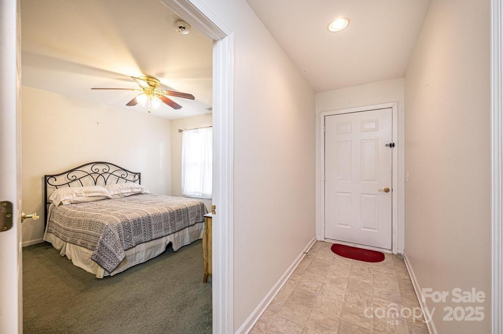 1687 Golden Cedar Lane Newton NC 28658