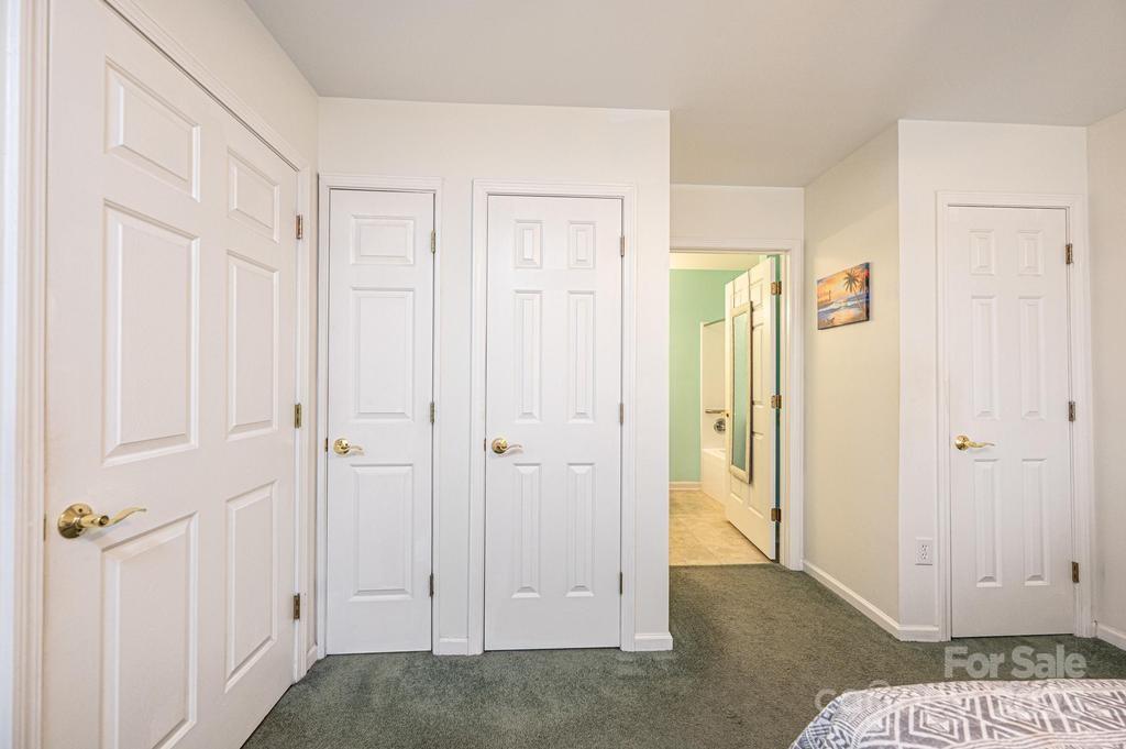 1687 Golden Cedar Lane Newton NC 28658