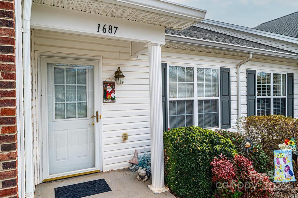 1687 Golden Cedar Lane Newton NC 28658