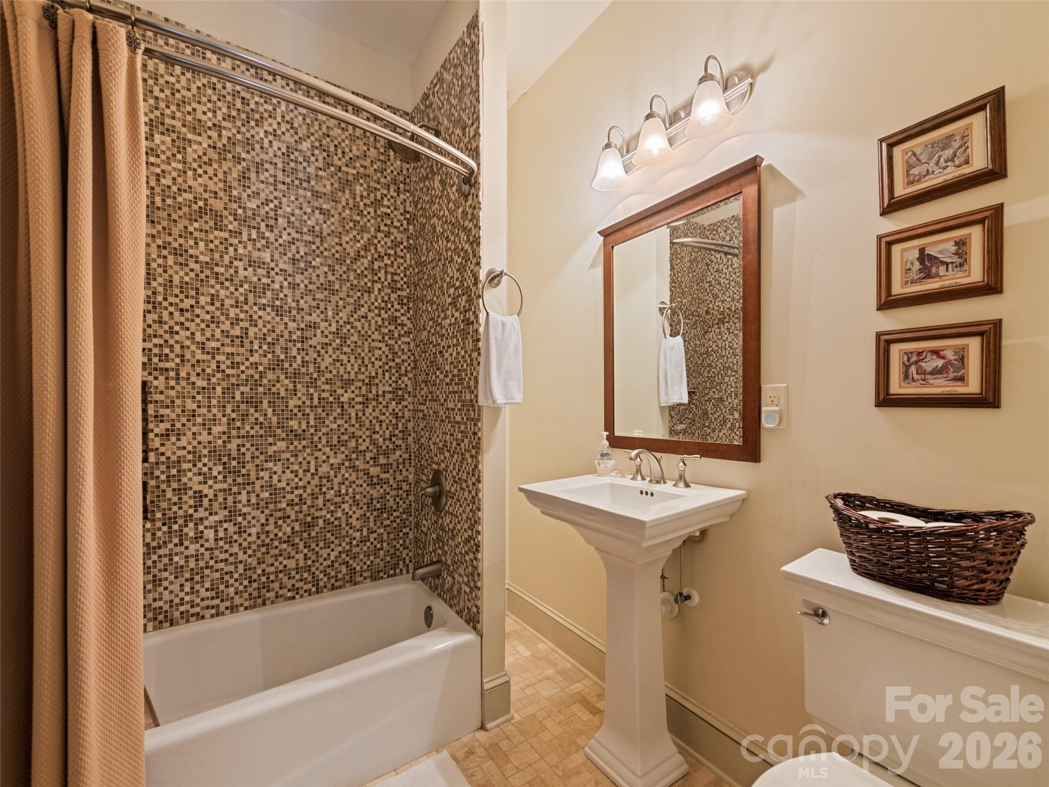 1635 Quest Ridge Sylva NC 28779