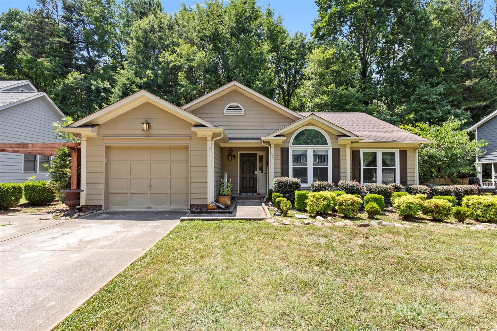 8701 Hornwood Court Charlotte NC 28215