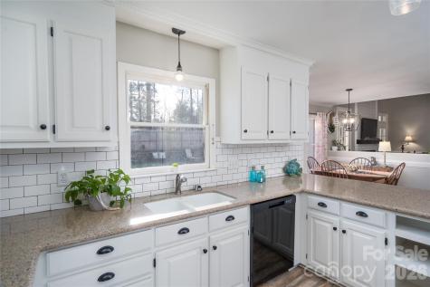 2568 Chelsea Drive Concord NC 28025