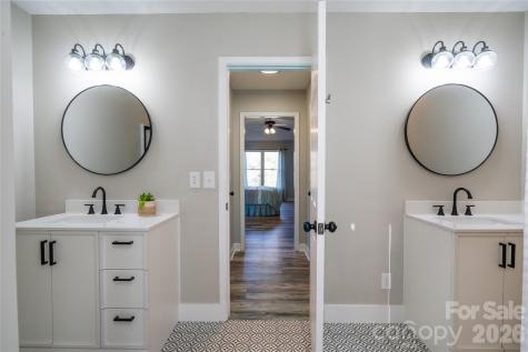 2568 Chelsea Drive Concord NC 28025
