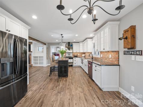 3502 Bolens Creek Road Burnsville NC 28714