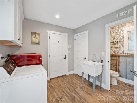 3502 Bolens Creek Road Burnsville NC 28714