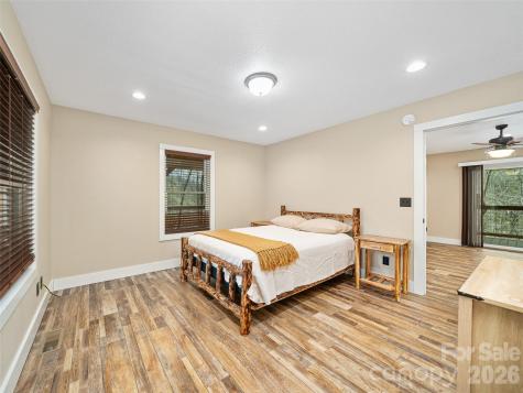 3502 Bolens Creek Road Burnsville NC 28714