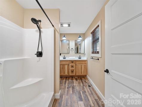 3502 Bolens Creek Road Burnsville NC 28714