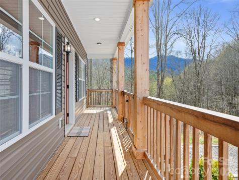 3502 Bolens Creek Road Burnsville NC 28714