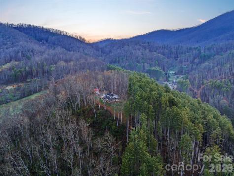 3502 Bolens Creek Road Burnsville NC 28714