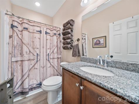 3502 Bolens Creek Road Burnsville NC 28714