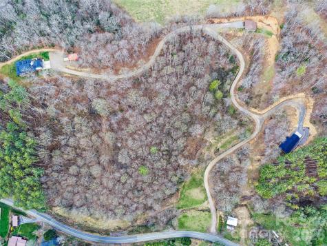 3502 Bolens Creek Road Burnsville NC 28714