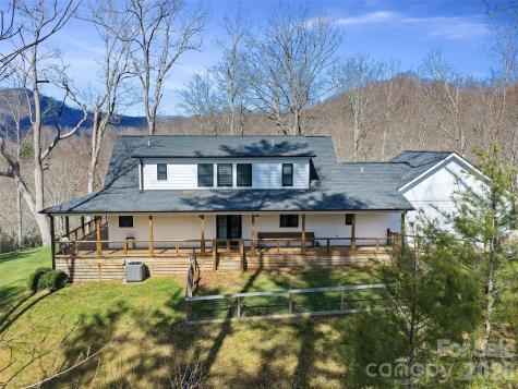 3502 Bolens Creek Road Burnsville NC 28714